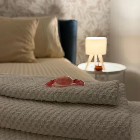 Amarla Dolce Casa - Feel Good, You're In *